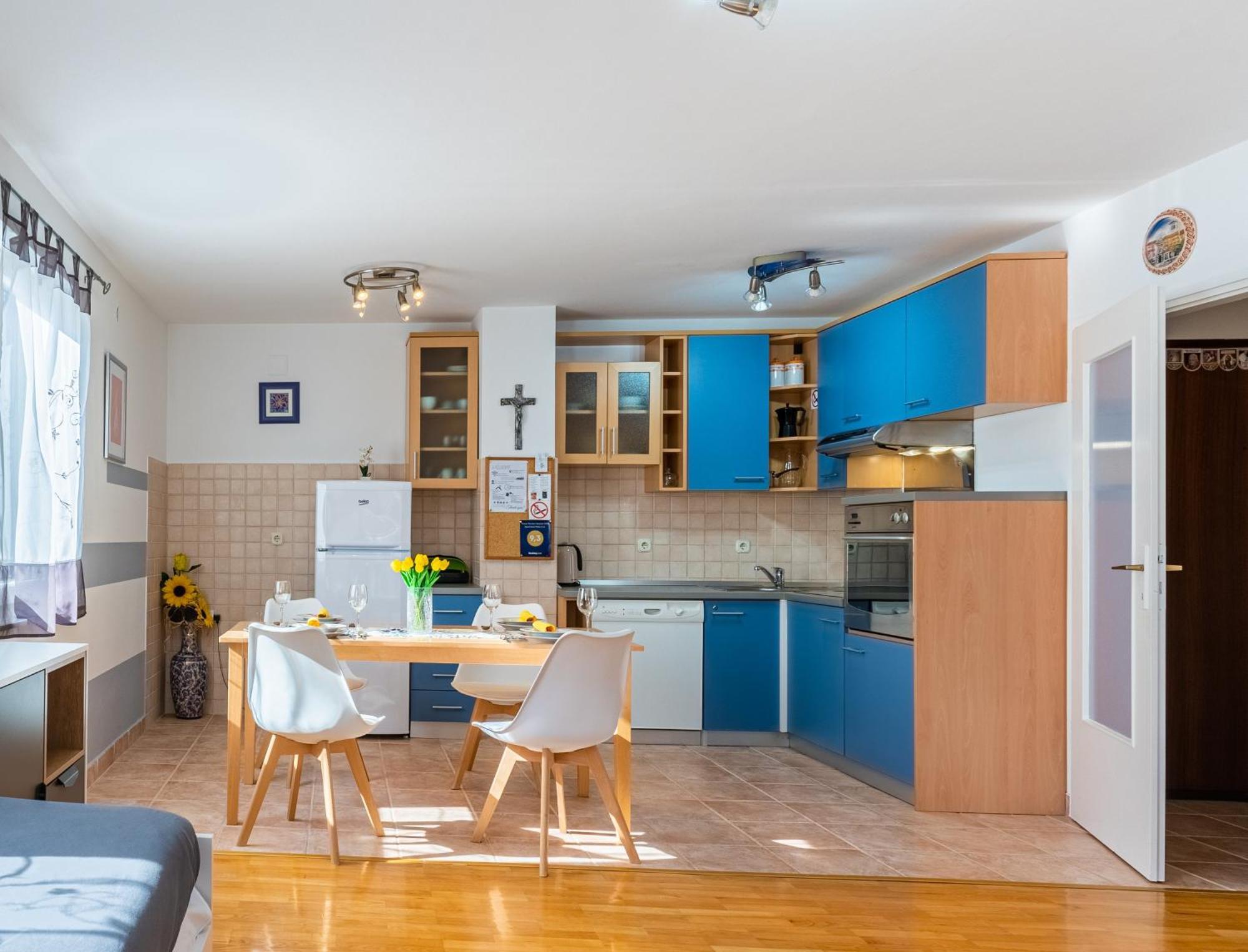 Apartment Kristian Cres Exteriér fotografie
